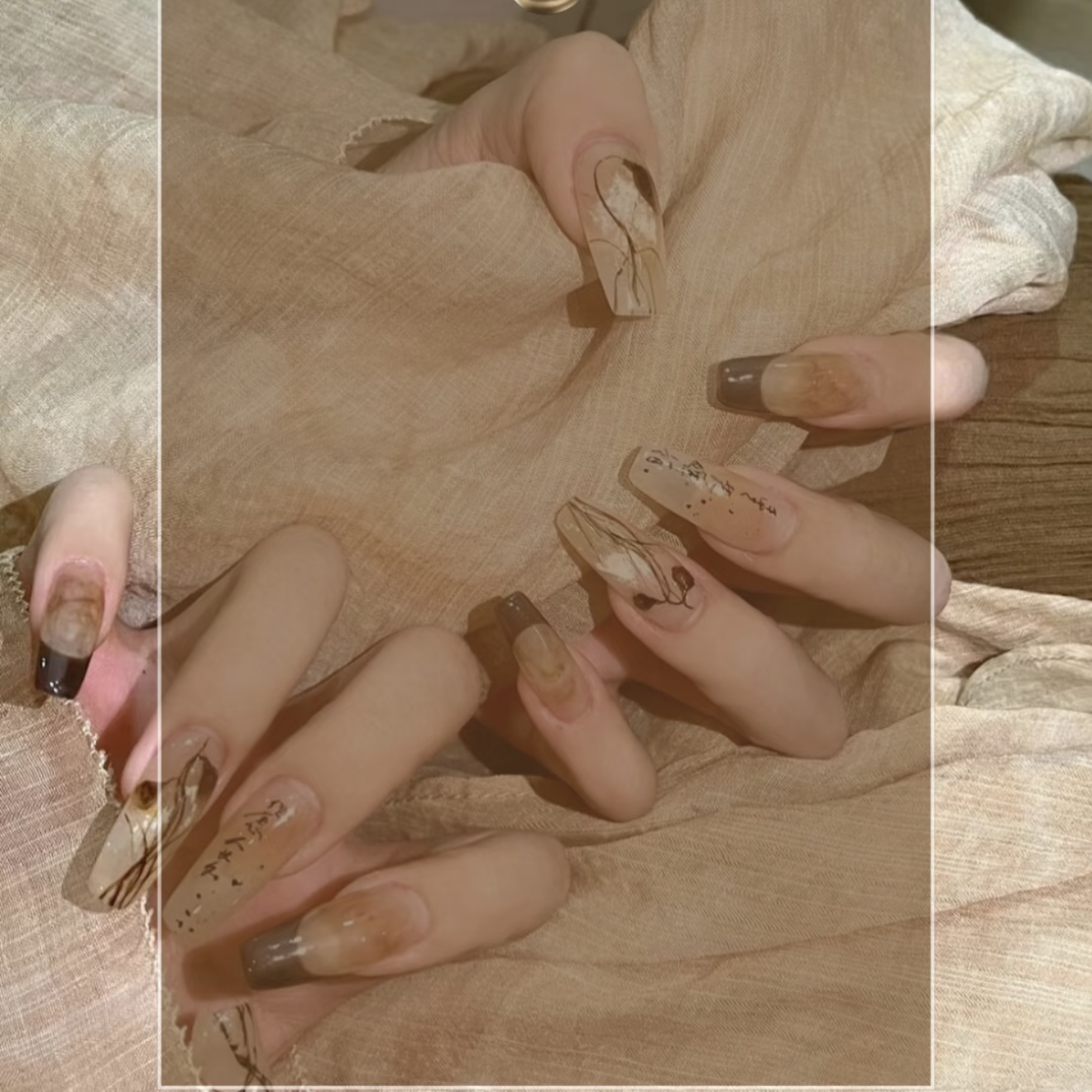 nails